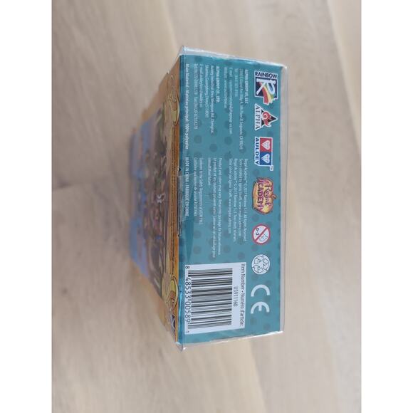 Regal Academy Doll Vicky (Broomstick) Granddaughter Of Witch New In Box - Picture 5 of 7